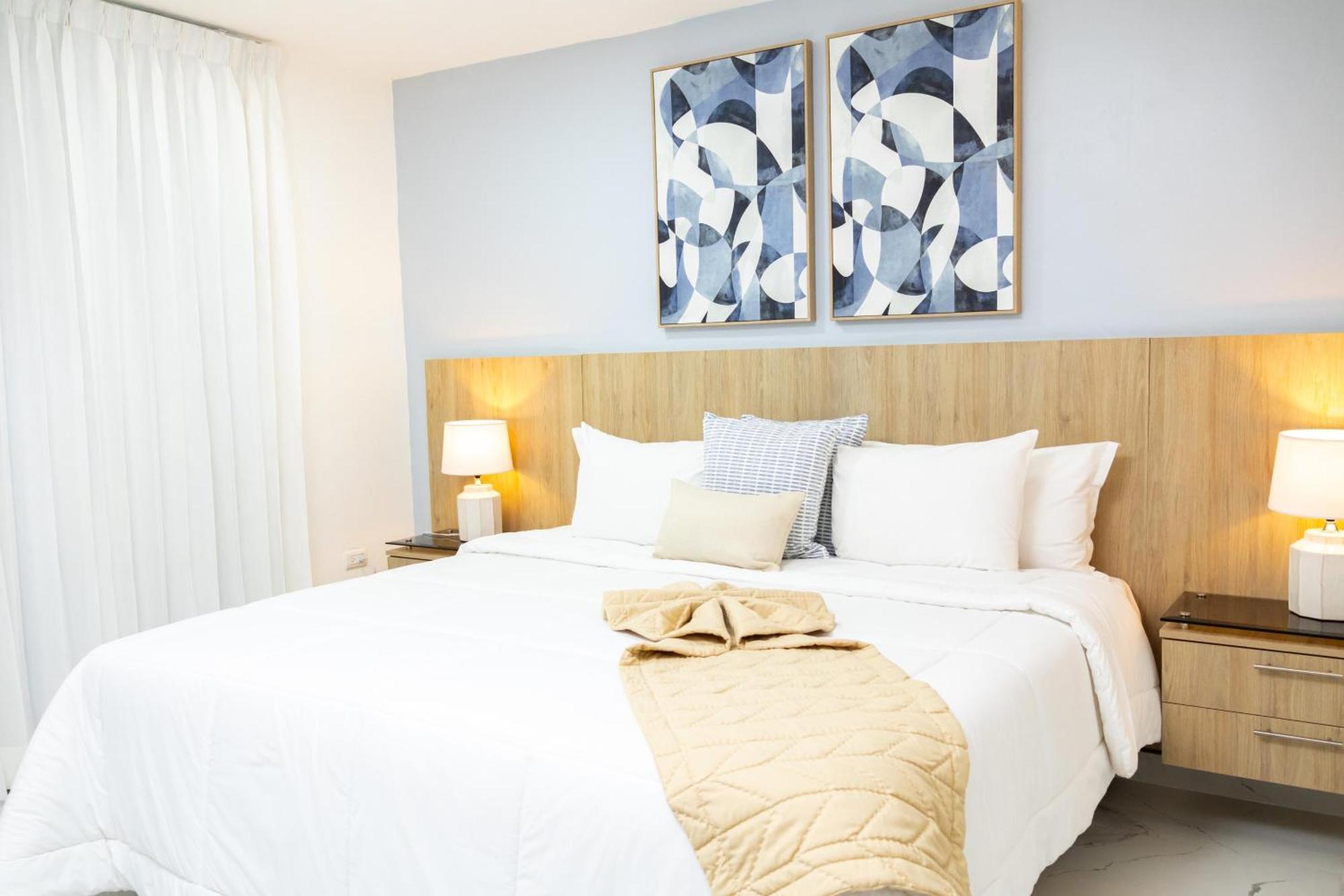 Habana Hotel Y Restaurante Higuey Екстер'єр фото